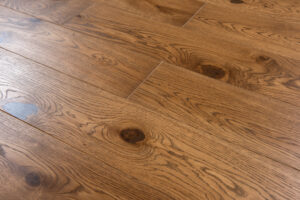 Паркетная доска замковая Дуб Рустик 15(3)*155*1200/1450 мм Янтарный