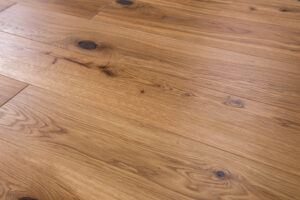 Паркетная доска замковая Дуб Рустик 15(3)*135*1200/1450 мм Классический