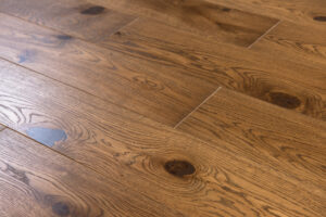 Паркетная доска замковая Дуб Рустик 15(3)*155*1200/1450 мм Янтарный